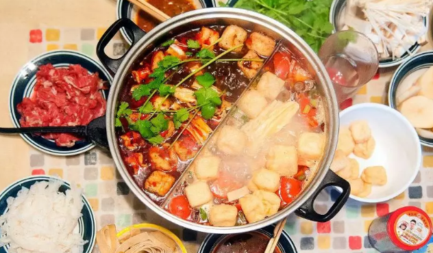 2018中國火鍋品類報(bào)告：關(guān)店數(shù)減少，開店數(shù)增加