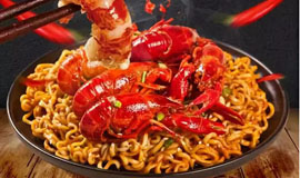 小龍蝦拌面、麻糬Q米撈面……面食圈正流行這些味兒