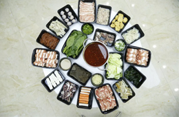 火鍋料新賣(mài)法：搭配燒烤、凈菜、鹵鴨，走“終端店+超市店中店”