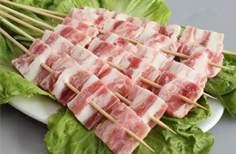 五花肉爆發(fā)，榮登燒烤“點(diǎn)單王”！不過這個(gè)市場還有點(diǎn)亂……