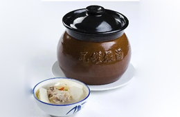  前十個月銷量超去年全年，這家企業(yè)靠“瓦罐魚”逆襲！怎么做到的？