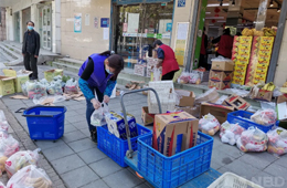 有人傍上平臺(tái)大賺，有人扛不住轉(zhuǎn)做團(tuán)長：社區(qū)團(tuán)購，是經(jīng)銷商的助手or對(duì)手？