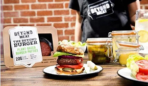 植物肉醬拌面、薺菜植物肉餅……試水中餐館，植物肉加速“飛入尋常百姓家”