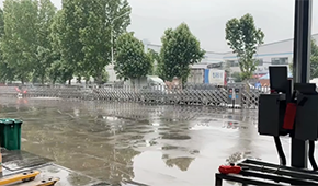 聚焦“封城”一周的鄭州凍品商：有人停業(yè)，有人睡倉庫，市場冷清進出困難…