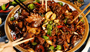  走出山東、香飄全國(guó)，預(yù)制臨沂炒雞能否成為另一個(gè)“淄博燒烤”？