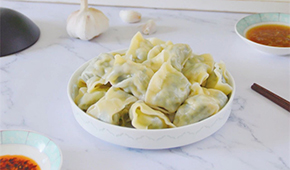 從盒馬爆款到餐桌革命：板藍(lán)根青菜邂逅全產(chǎn)業(yè)鏈豬肉，揚(yáng)翔解鎖健康飲食新密碼